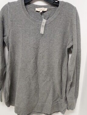 Ann Taylor Loft Women's Gray Textured Sweater Size Medium New
